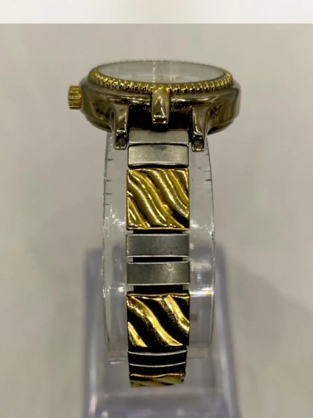 Carriage / Timex *** Luxury  Two-Tone Gold / Silver Bracelet Watch ***